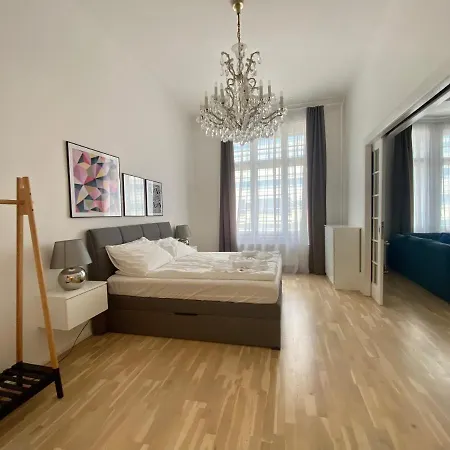 Class In Old Town 2 Bedrooms Lägenhet Prag